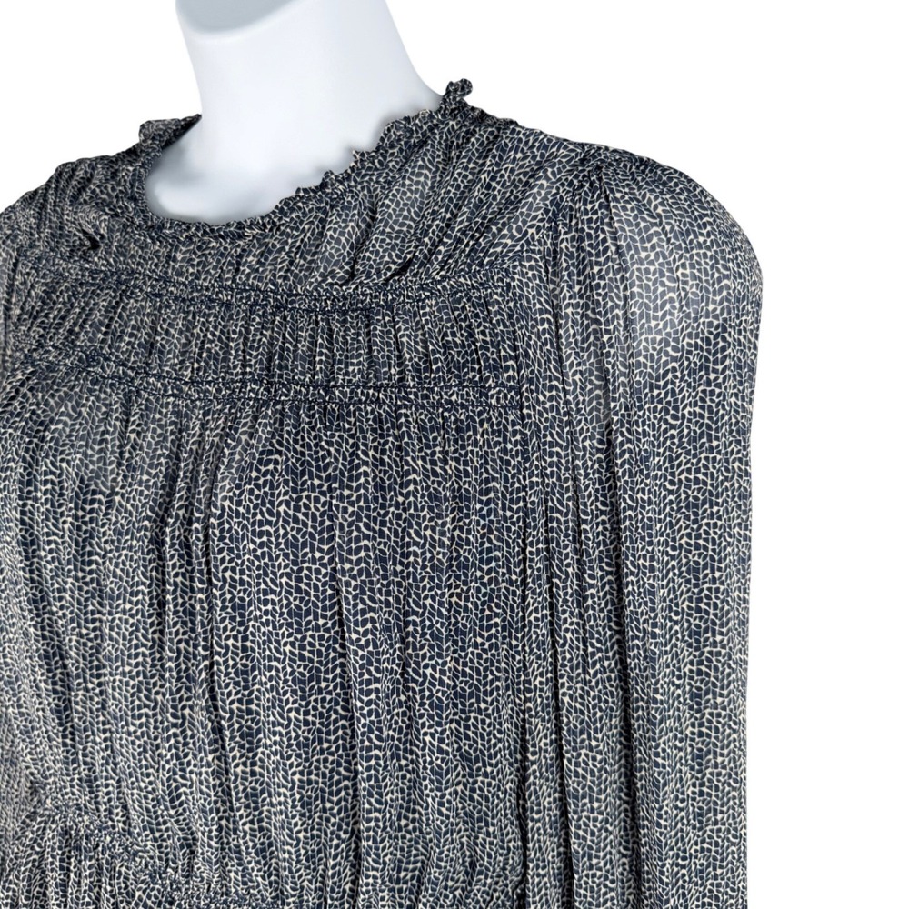 Velvet by Graham & Spencer Womens XL Blue Ditsy Print Smocked Peasant Blouse - Picture 4 of 14